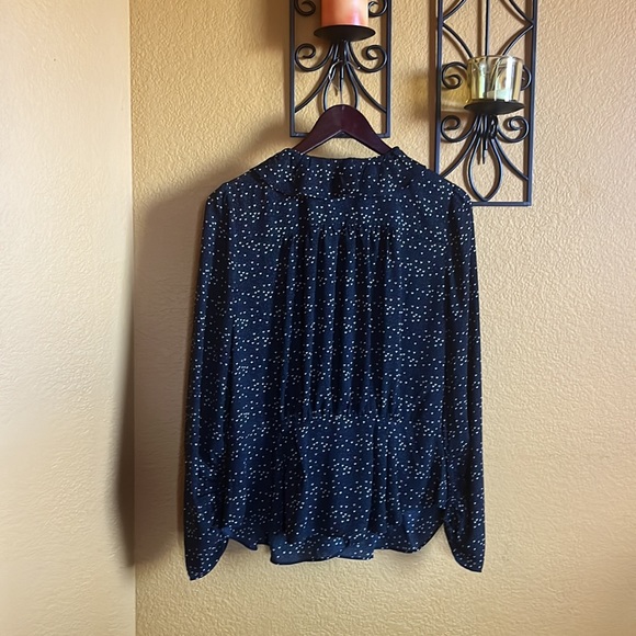 Cabi Black Blouse with small heart pattern, size medium - Picture 4 of 4